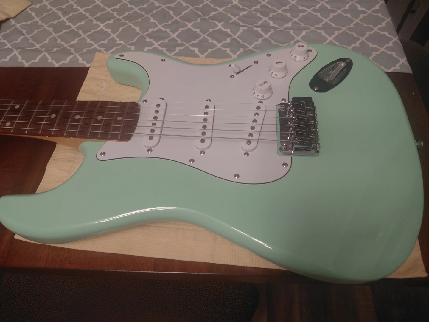 Squier Affinity Stratocaster, Surf Green (2022) - photo 3