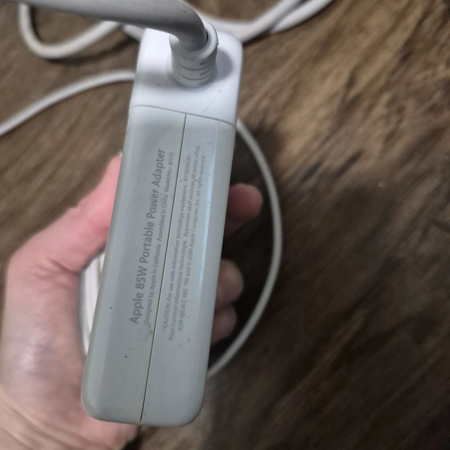 Apple 85W Portable Power Adapter Model A1172 - photo 2