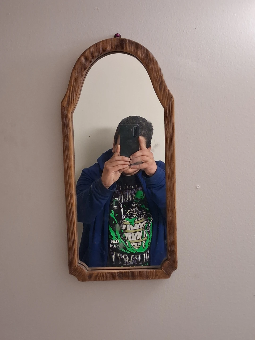 Arched wooden wall mirror - photo 2
