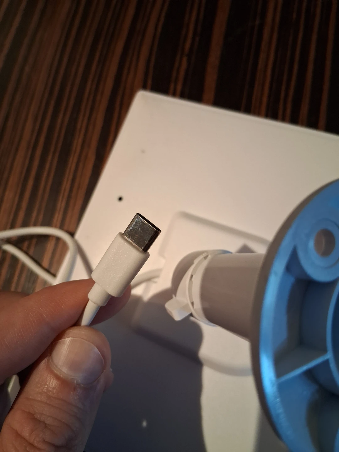Solar Panel Charger with USB-C Connection - photo 4