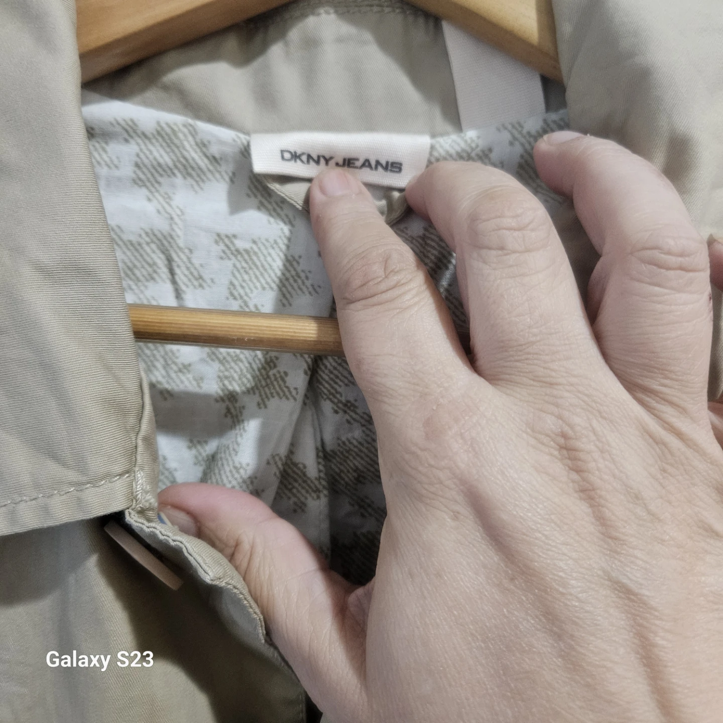 DKNY Jeans Tan Trench Coat - photo 2