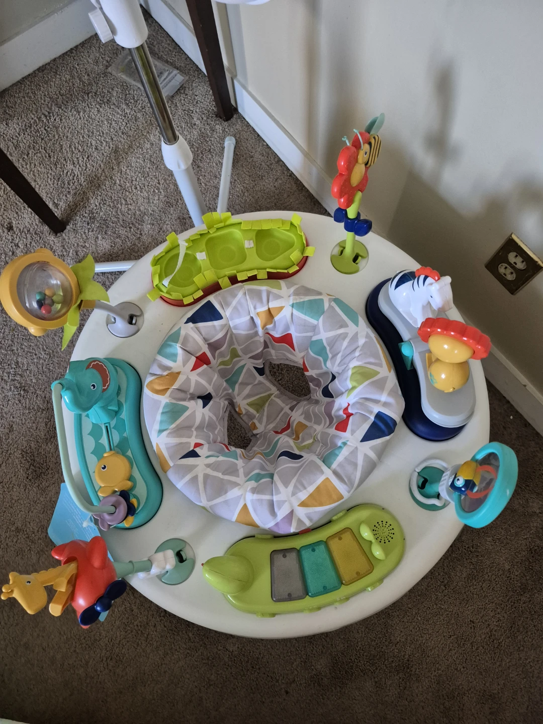 Baby excersaucer