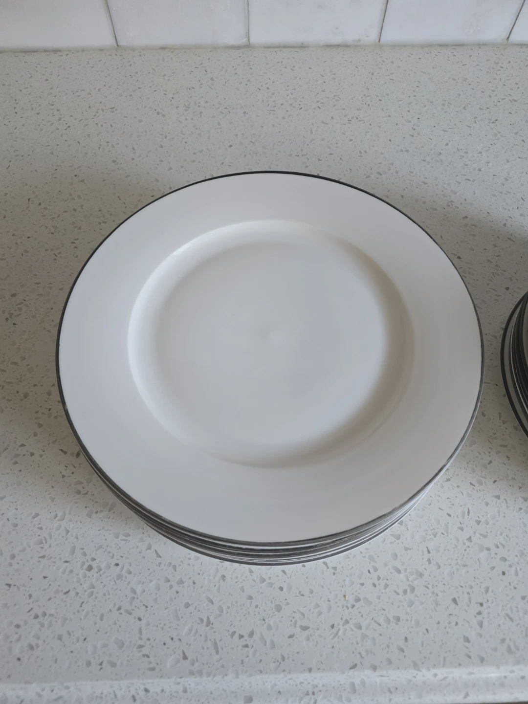 Set of 36 White Dinner and Side Plates - photo 2