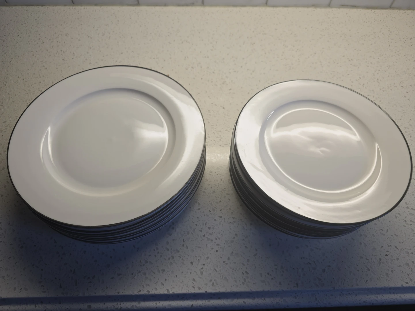Set of 36 White Dinner and Side Plates - photo 3