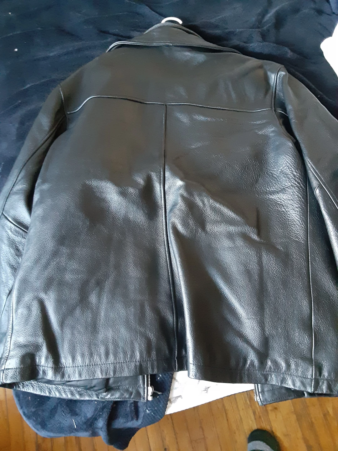 Danier Black Leather Jacket - photo 5