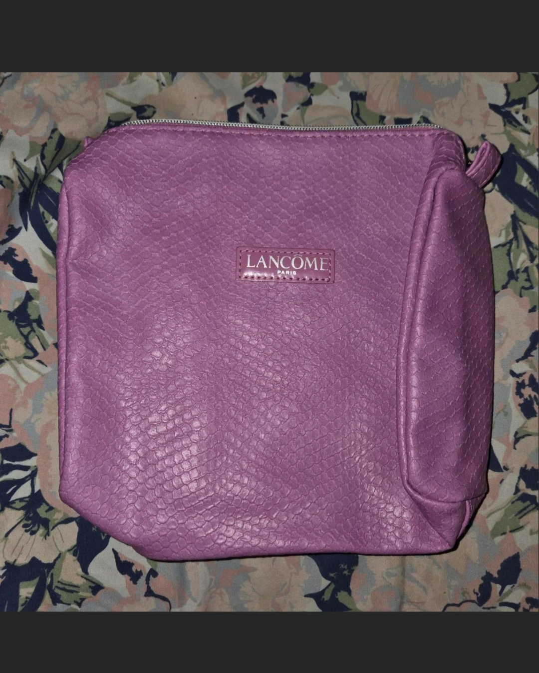 Lancôme Paris Honeycomb MU Bag