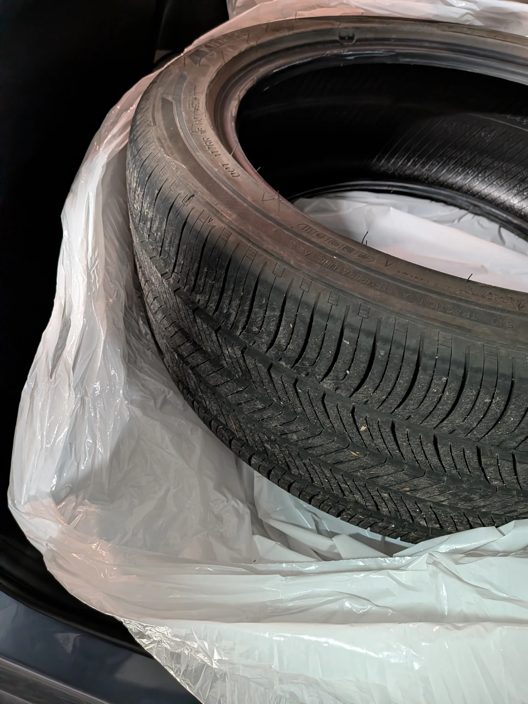 4 - Hankook Kinergy GT Tires 225/45R17 - photo 2