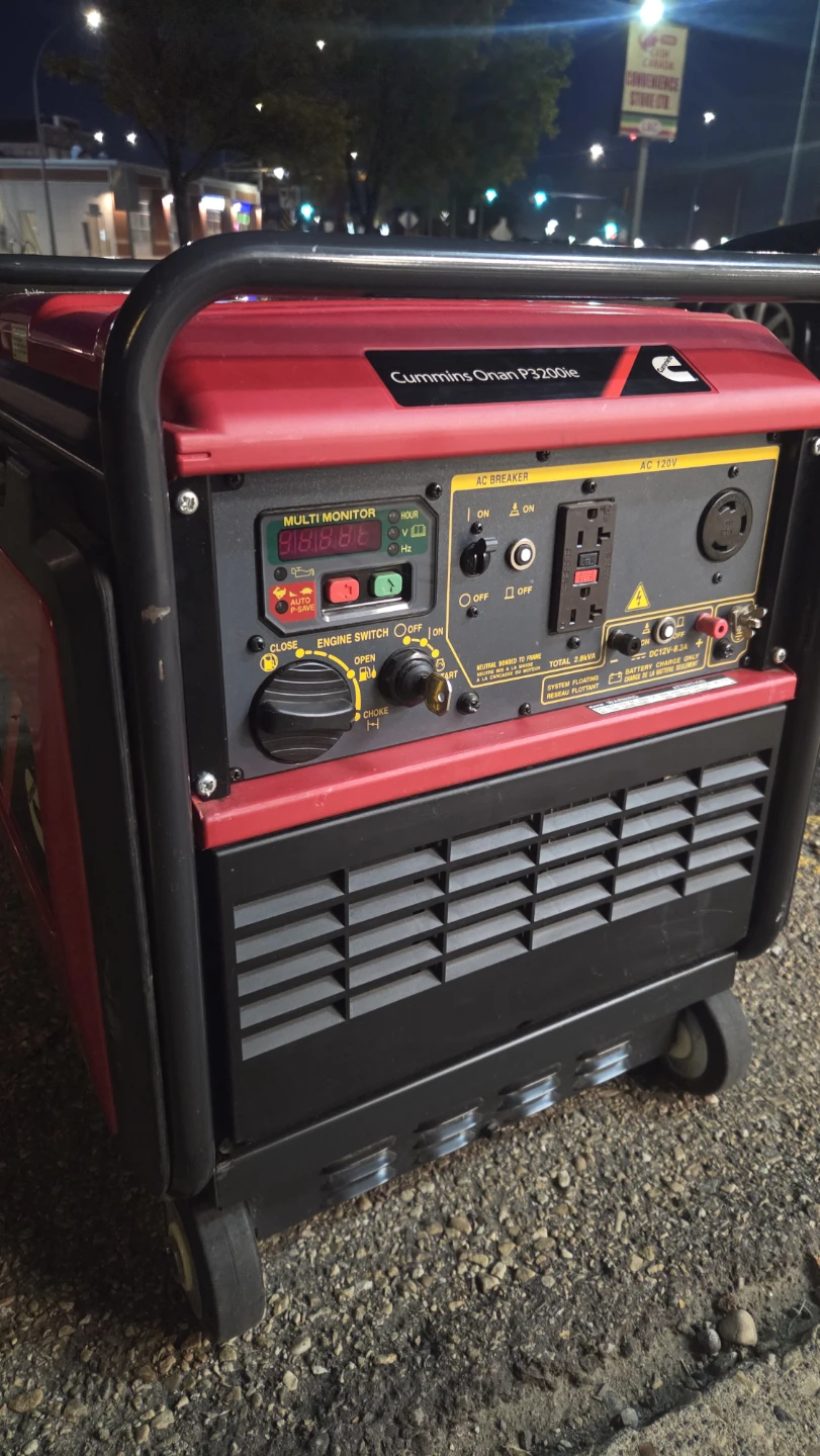 Cummins Onan P3200ie Portable Inverter Generator - photo 2