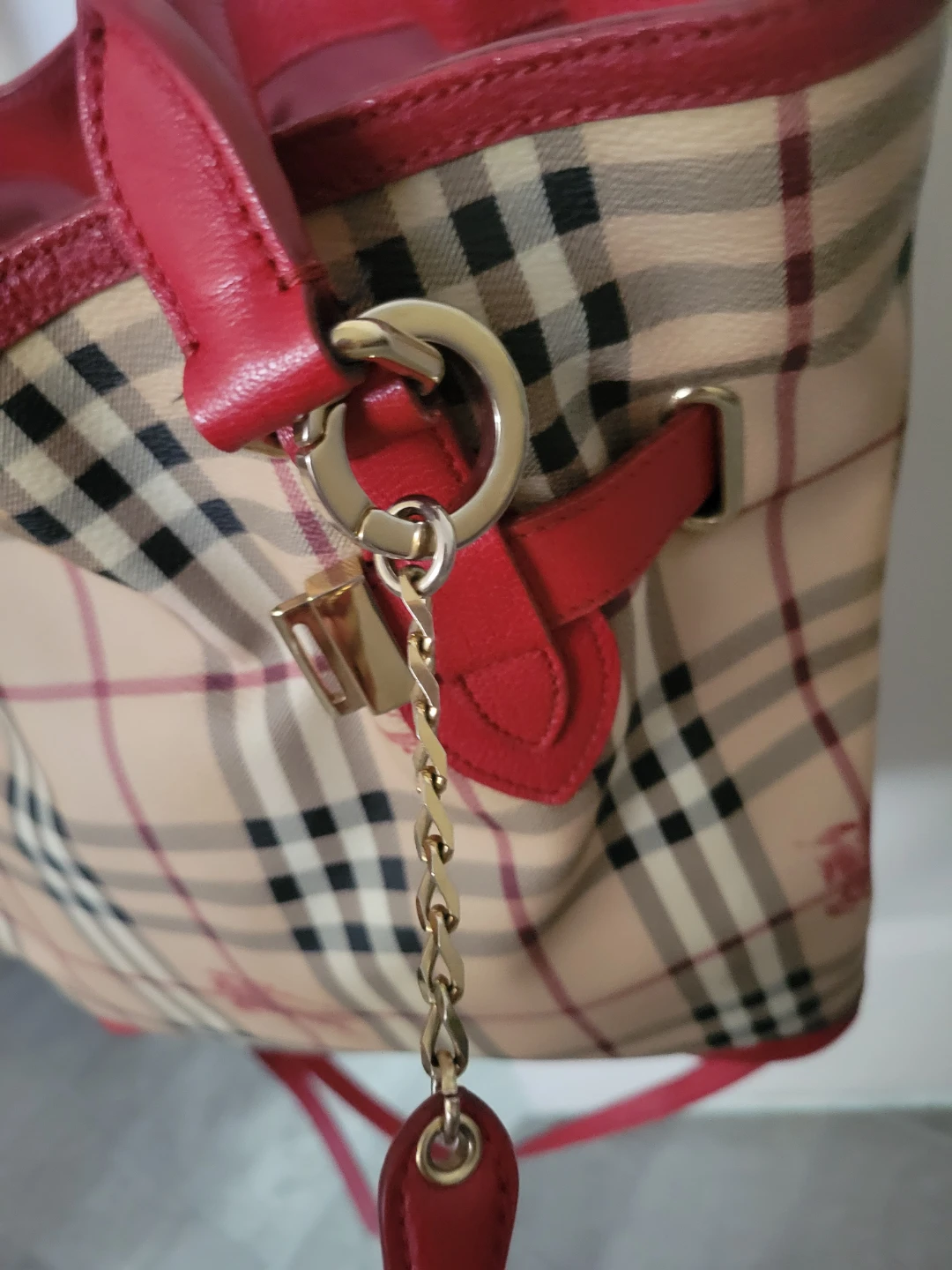 Burberry Tote Bag with Attached Coin Purse - photo 3