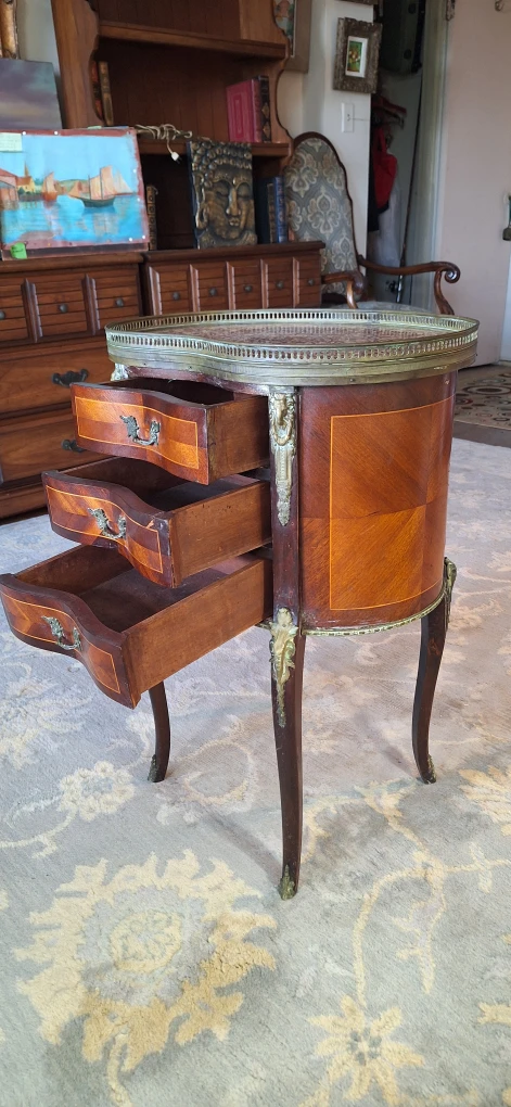 Two Vintage Accent Tables with Drawers - photo 4