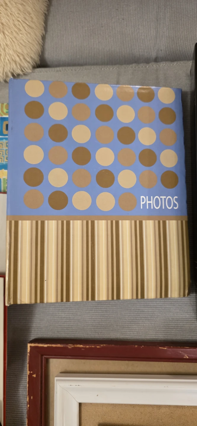 Assorted Photo Albums and Frames Set - photo 5