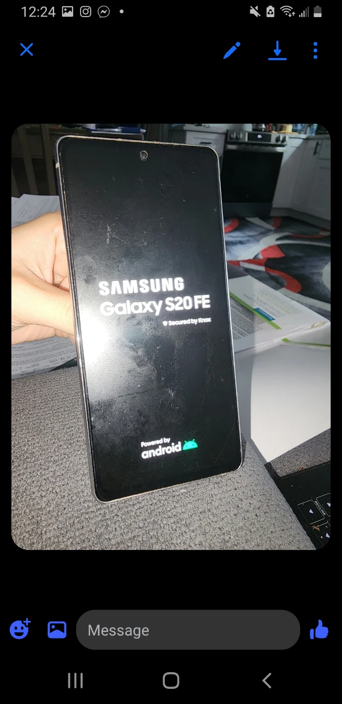 Samsung Galaxy S20 FE - photo 4