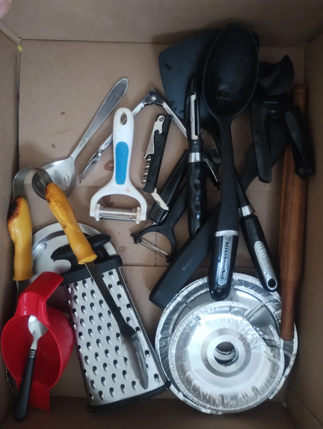 Kitchen utensils