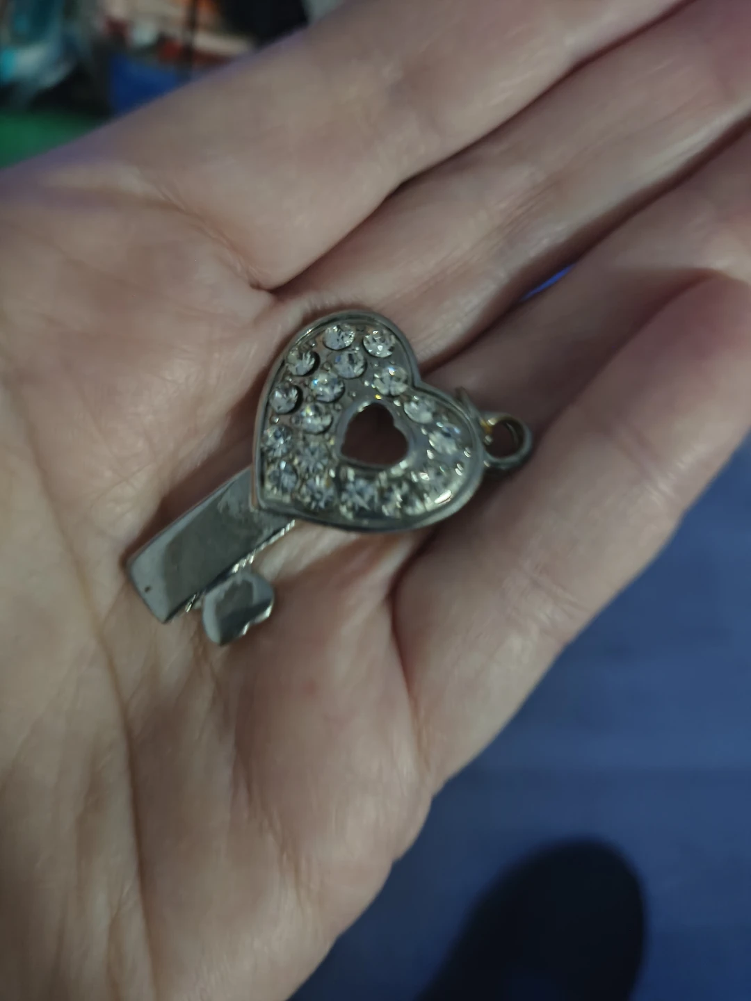 Heart Key Pendant with Rhinestones