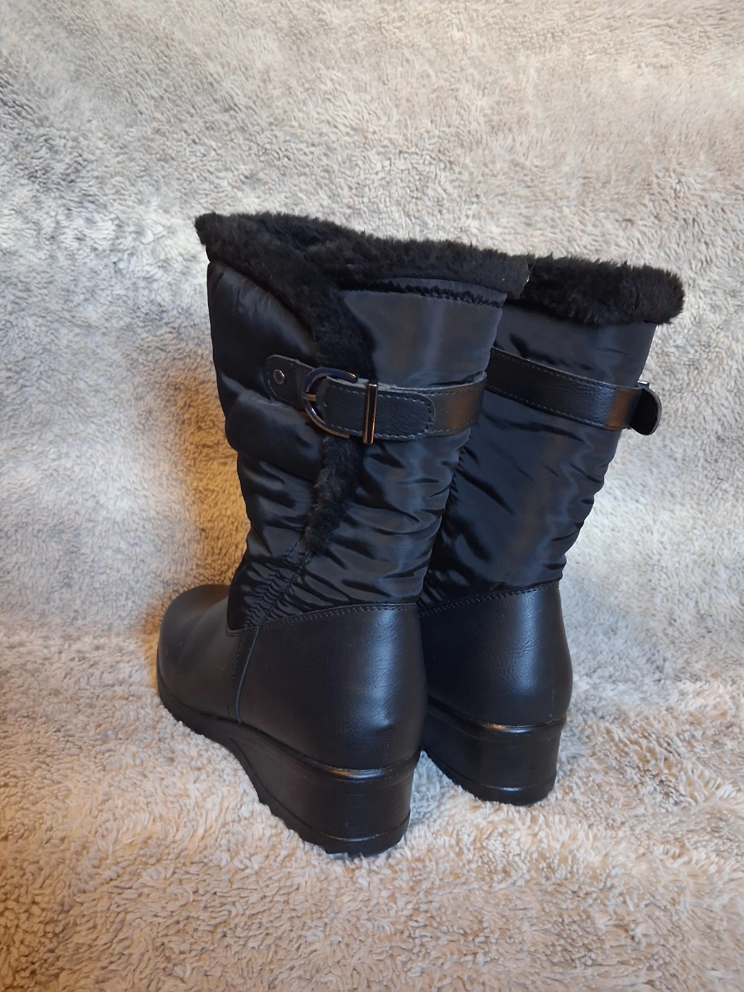 Black Winter Boots - photo 4