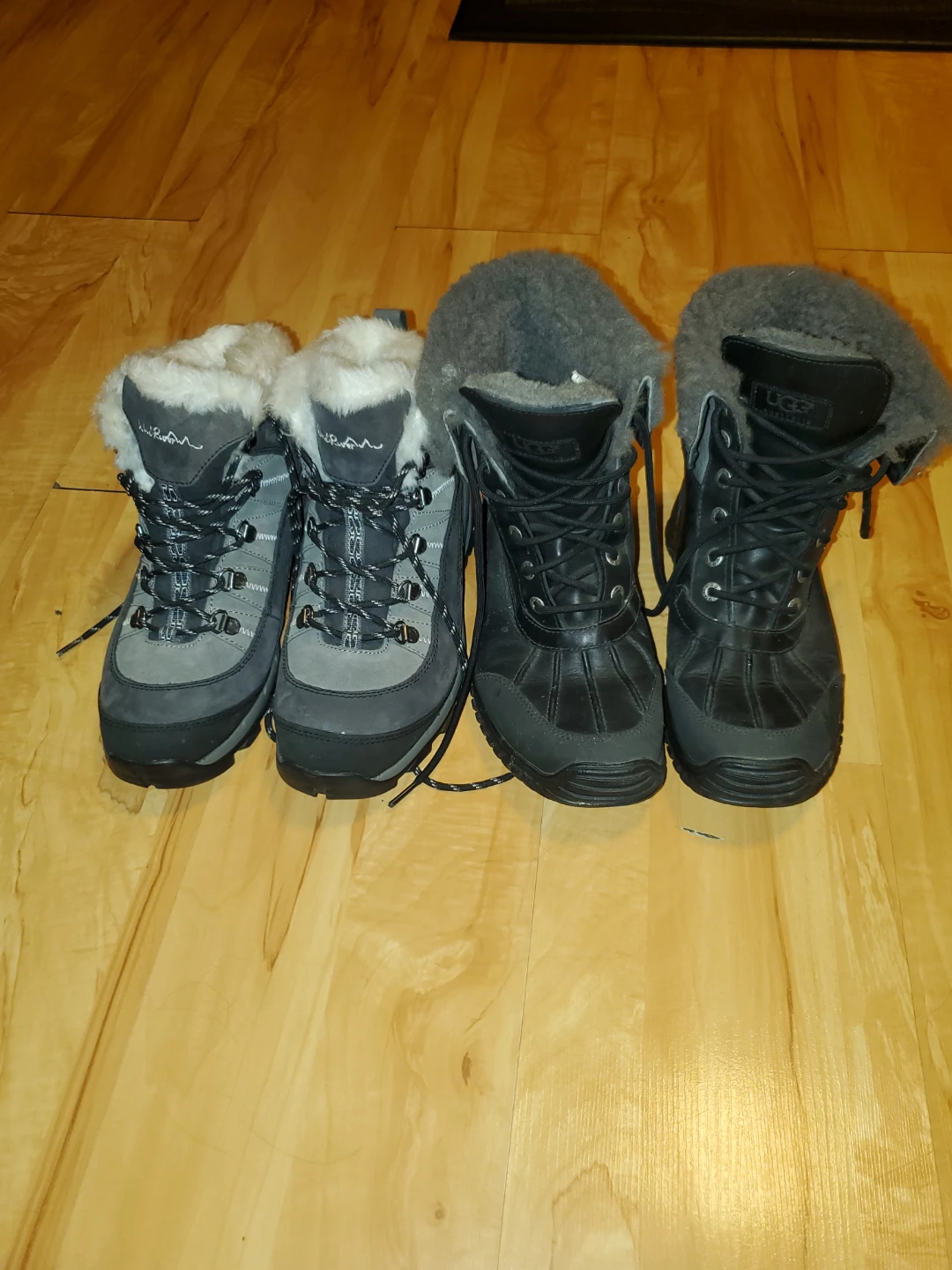 Two pairs of winter boots Windriver size 8.5 UGG size 7. - photo 3