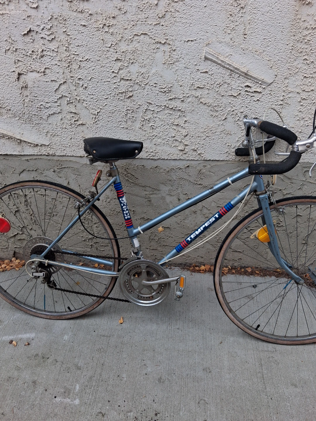 Vintage Tempest Road Bike - photo 3
