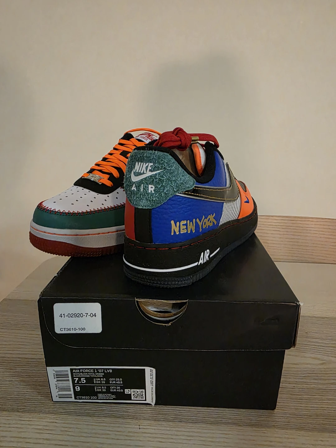 Nike Air Force 1 '07 LV8 New York Shoes - photo 2
