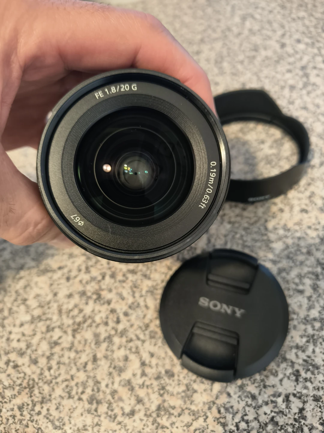 Sony FE 20mm F1.8 G Lens - photo 5