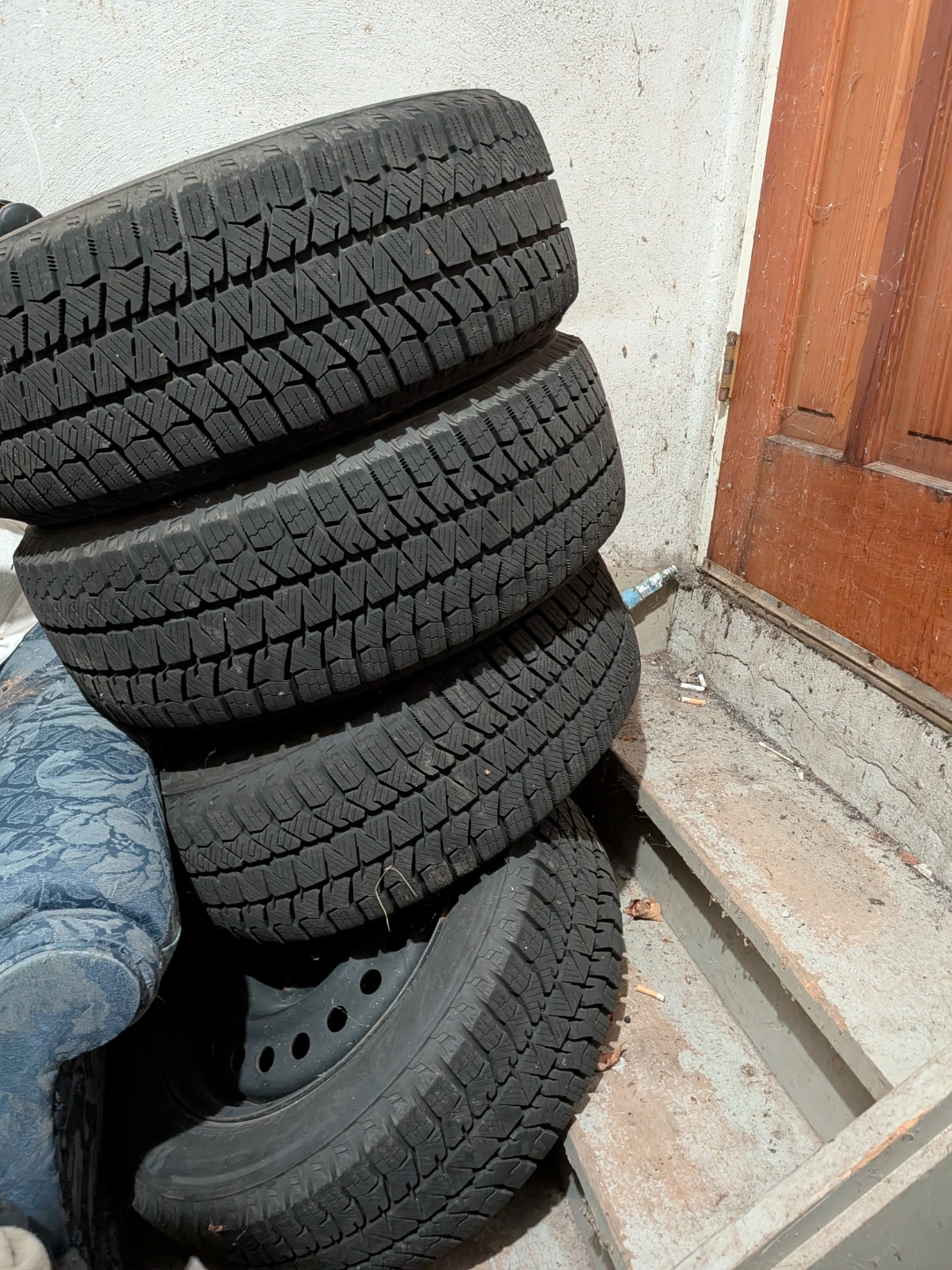 Set of 4 Winter Tires on Steel Rims - photo 4