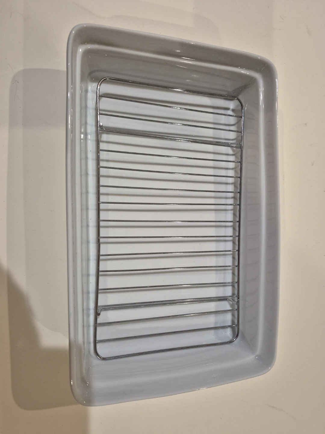 White Ceramic Roasting Pan with Wire Rack