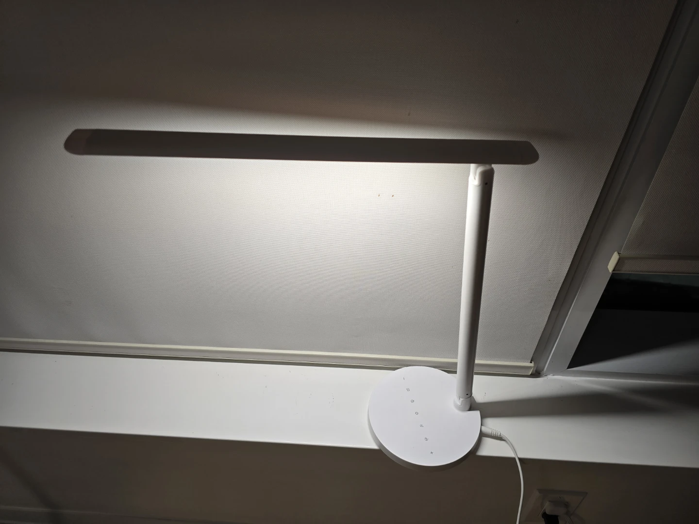White LED Desk Lamp
