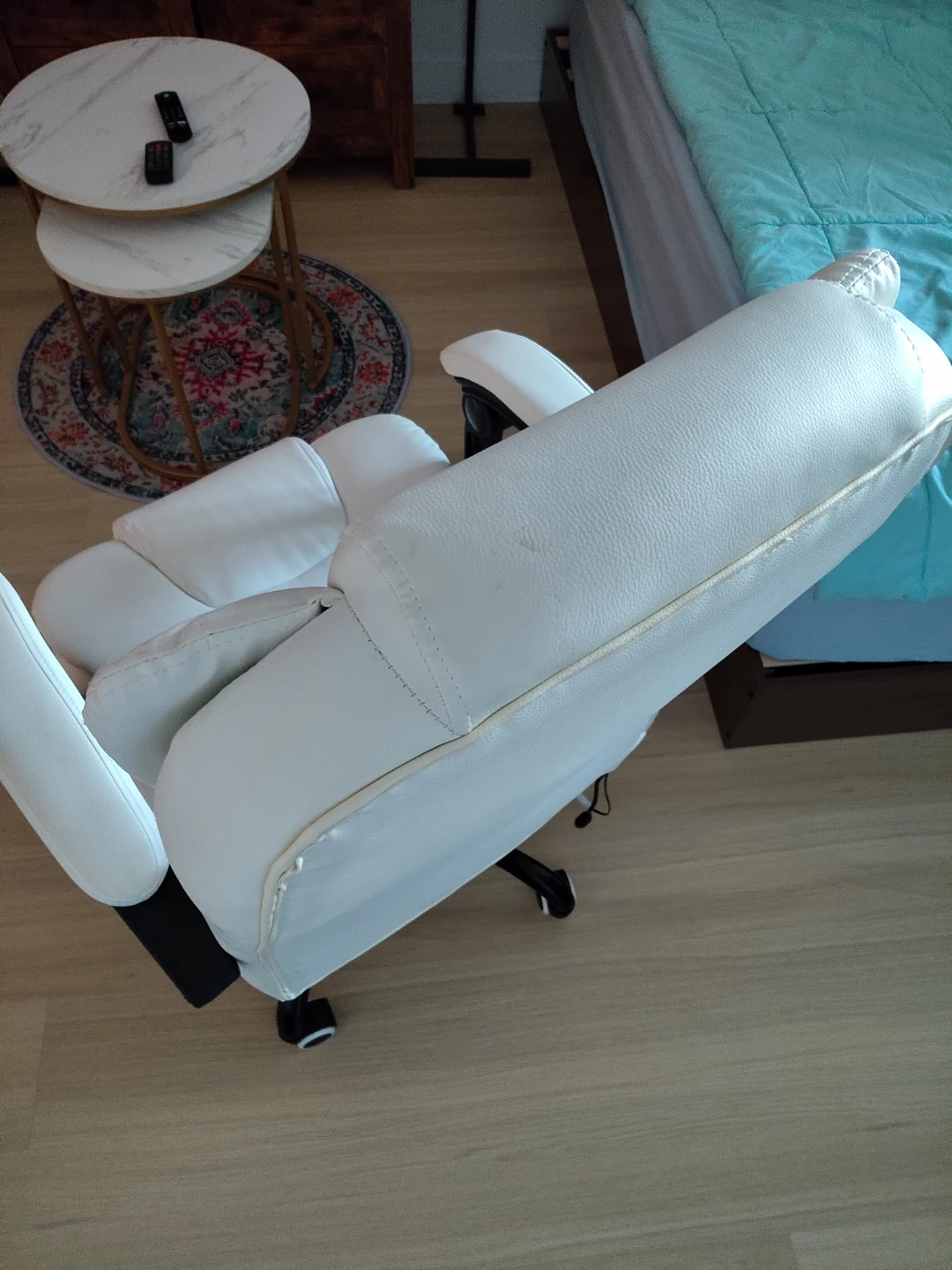 PU Leather Office Chair with massage functions - photo 5