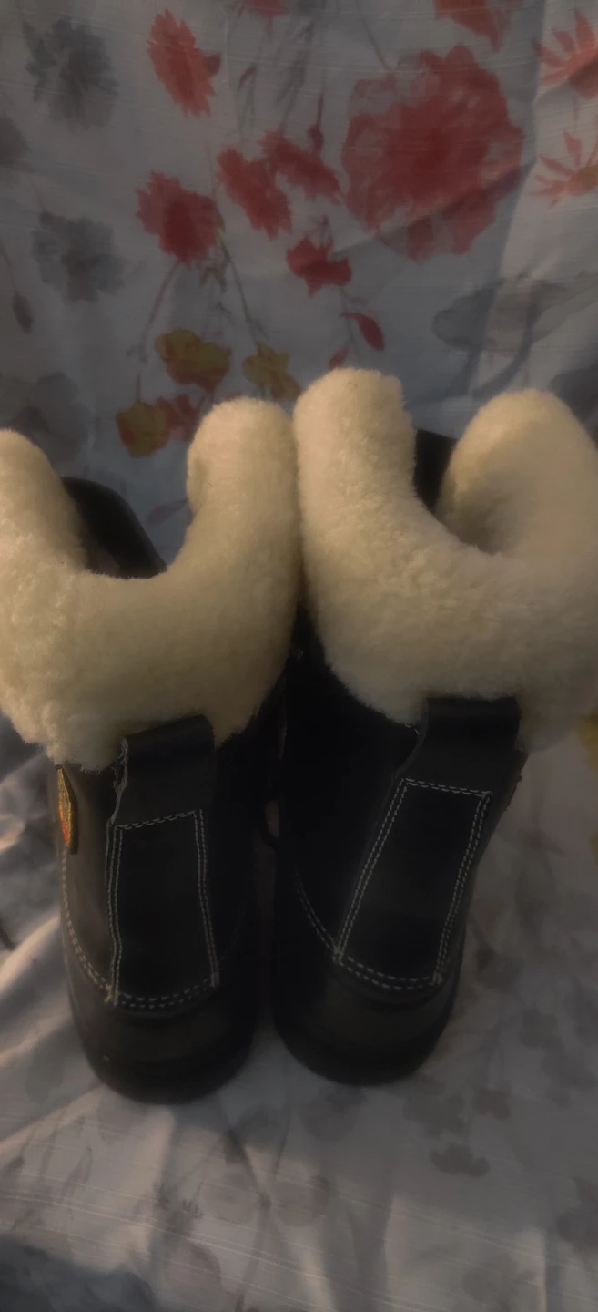 Roots Canada Winter Boots - photo 3