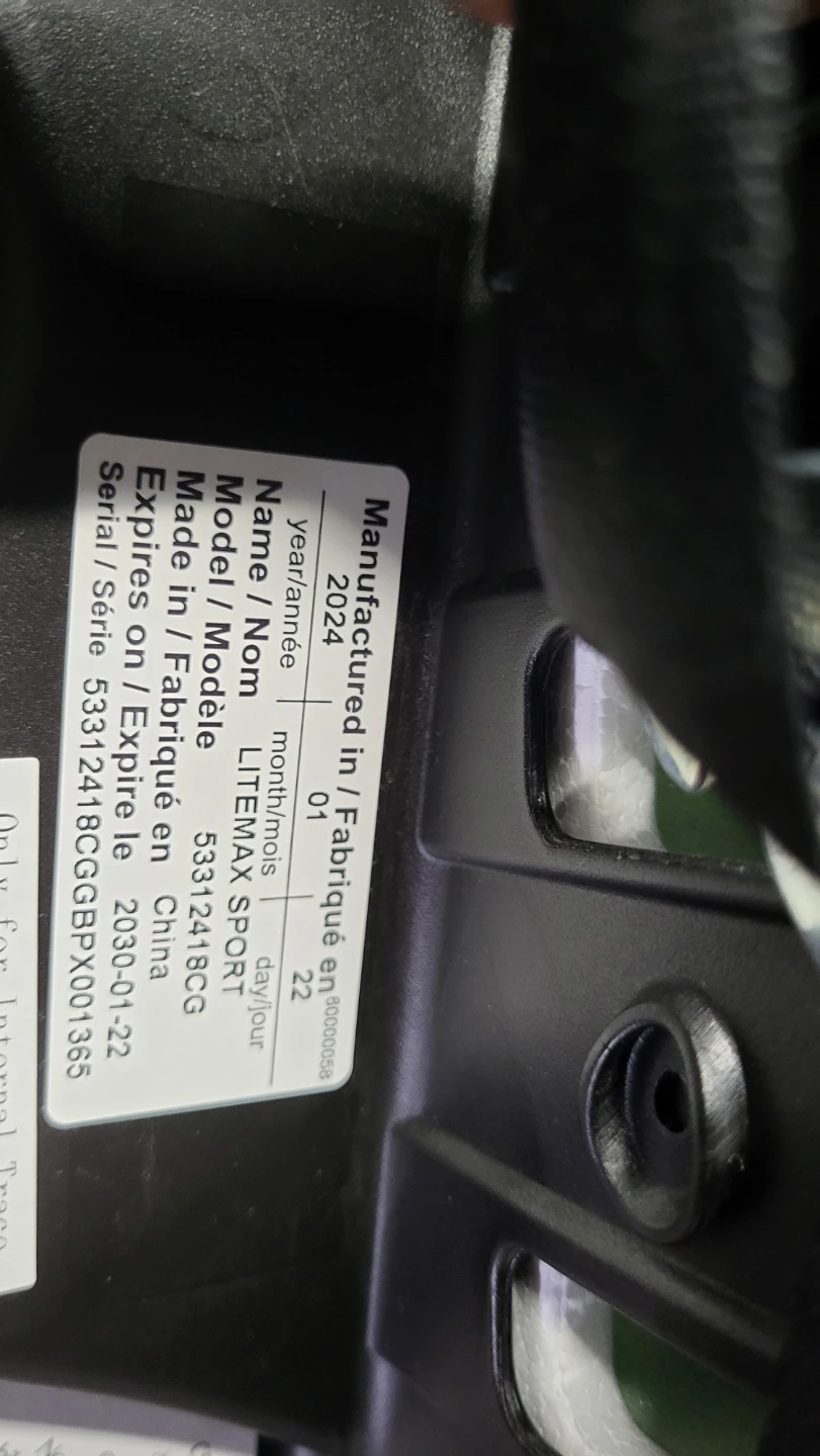 Evenflo omniplus car seat and base - photo 3
