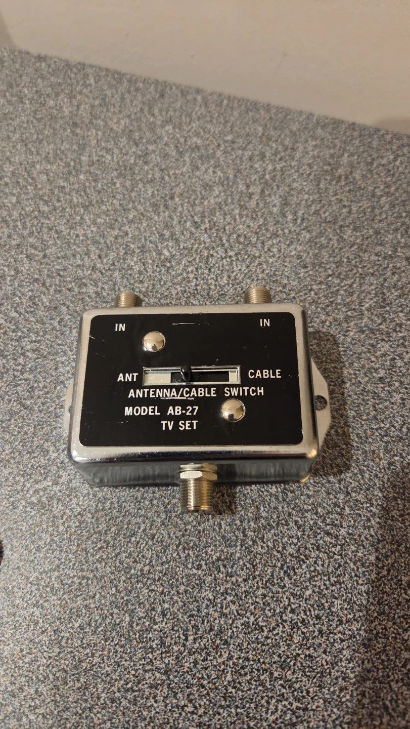 Antenna/Cable Switch Model AB-27