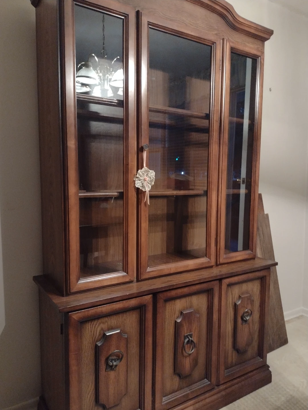 Solid Wood China Cabinet   - which matchs dinning table w/chairs