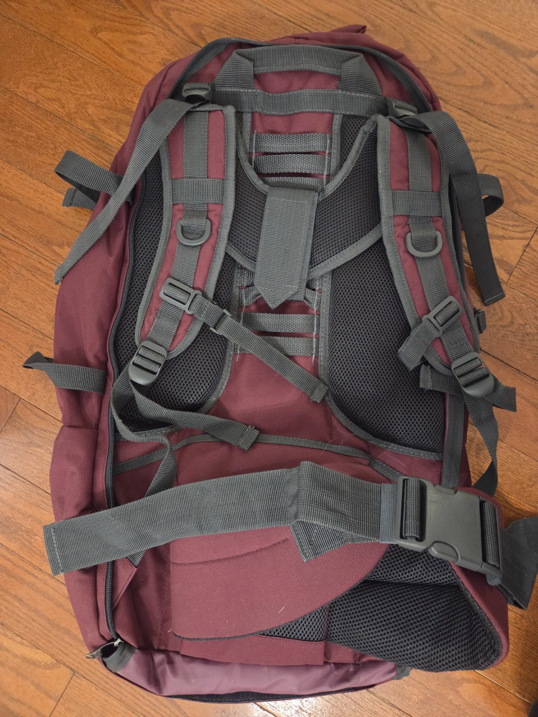 2 in 1 Mountain Warehouse Hiking Backpack - photo 5