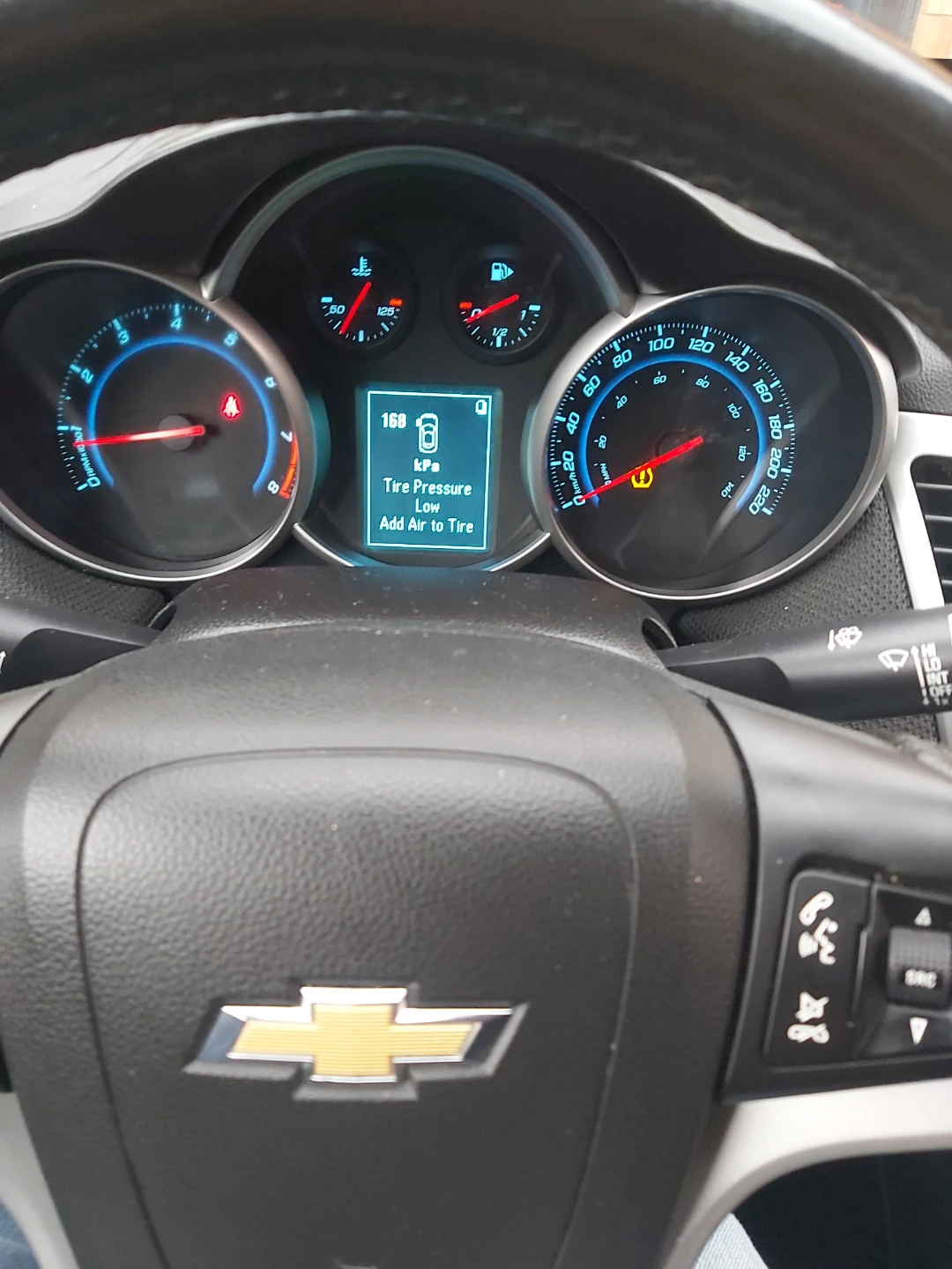 Chevrolet Cruze - photo 2