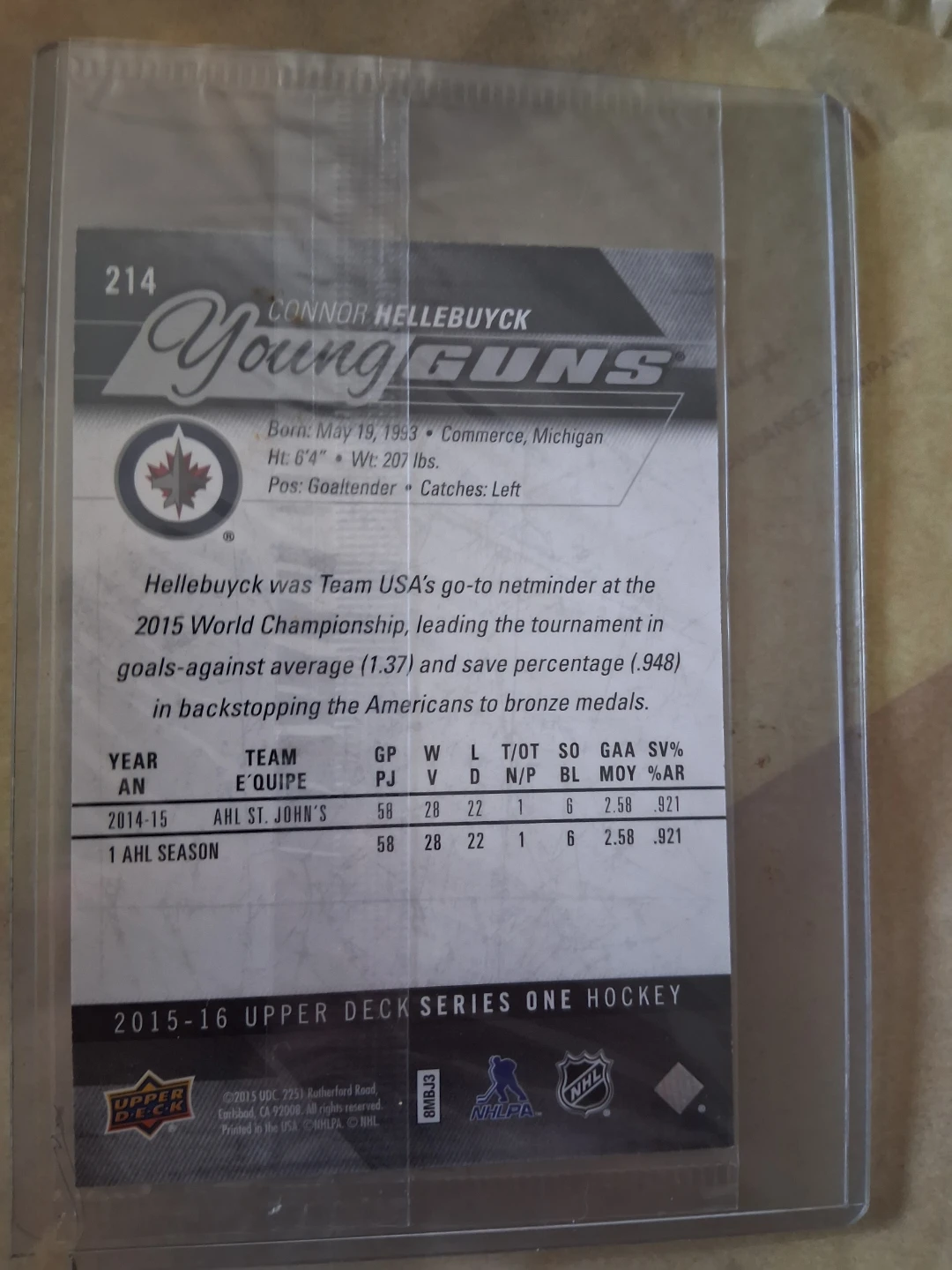 2015-16 Upper Deck Connor Hellebuyck Young Guns Rookie Card - photo 2
