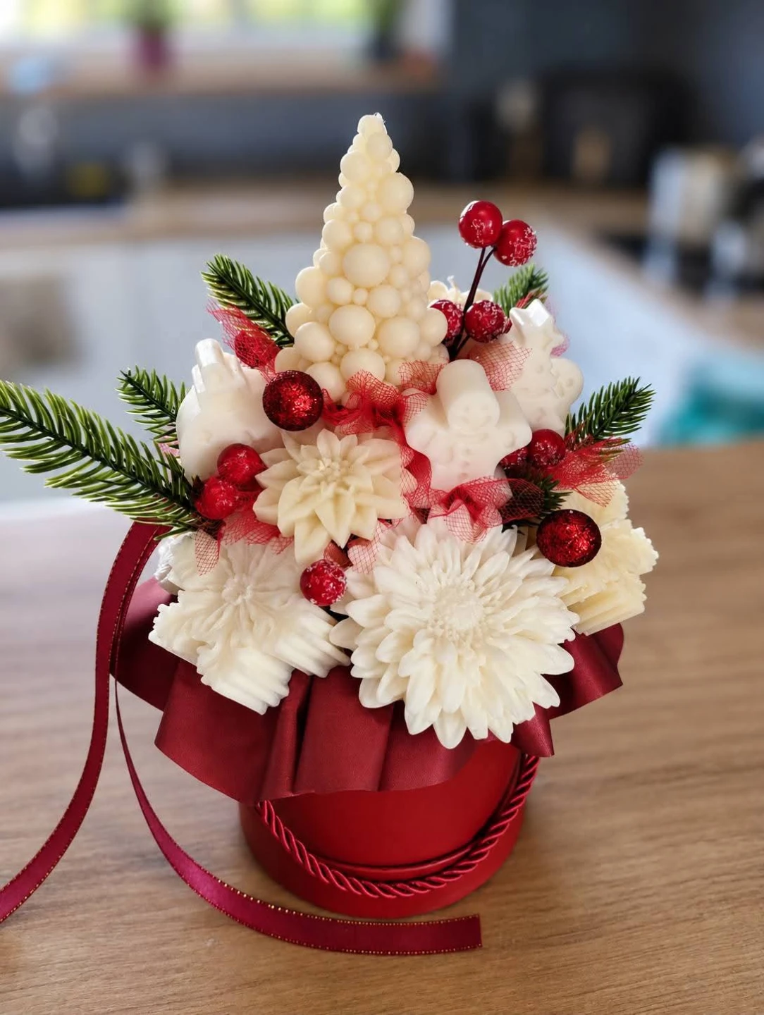 Floral Candle Arrangement Gift Box - photo 4