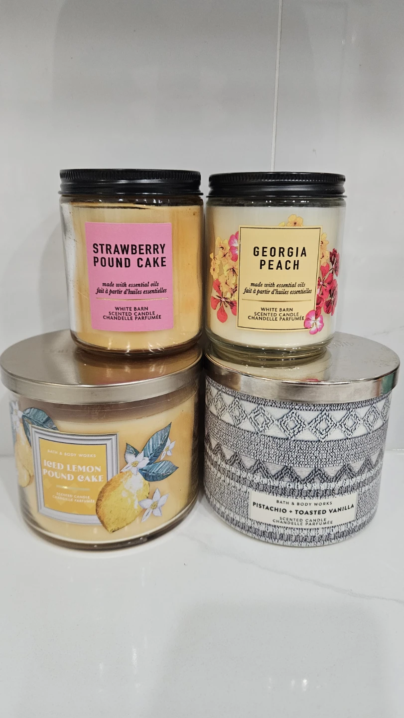Set of 4 Bath & Body Works Candles