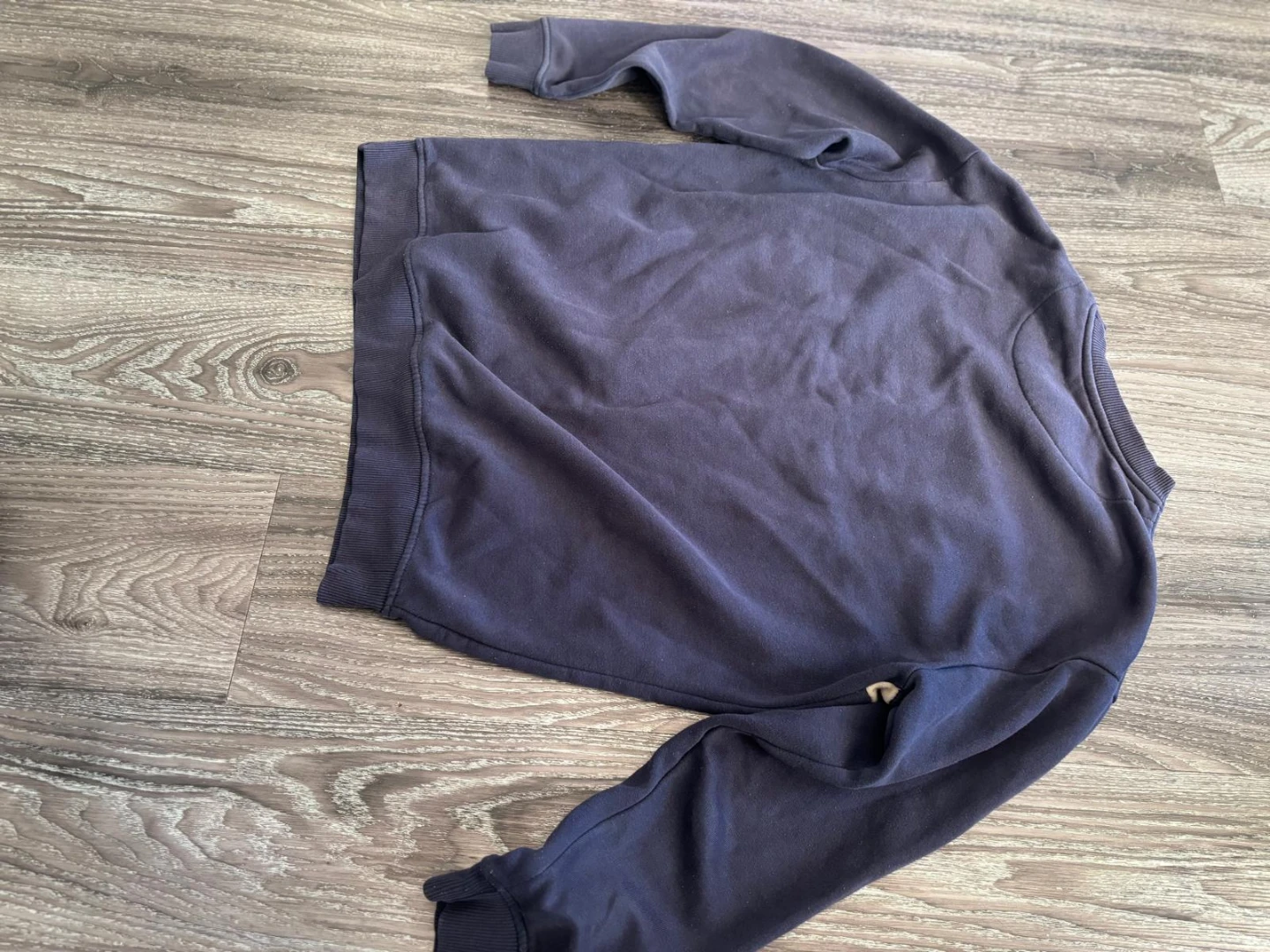 Urban Edition Crewneck Sweatshirt - photo 3