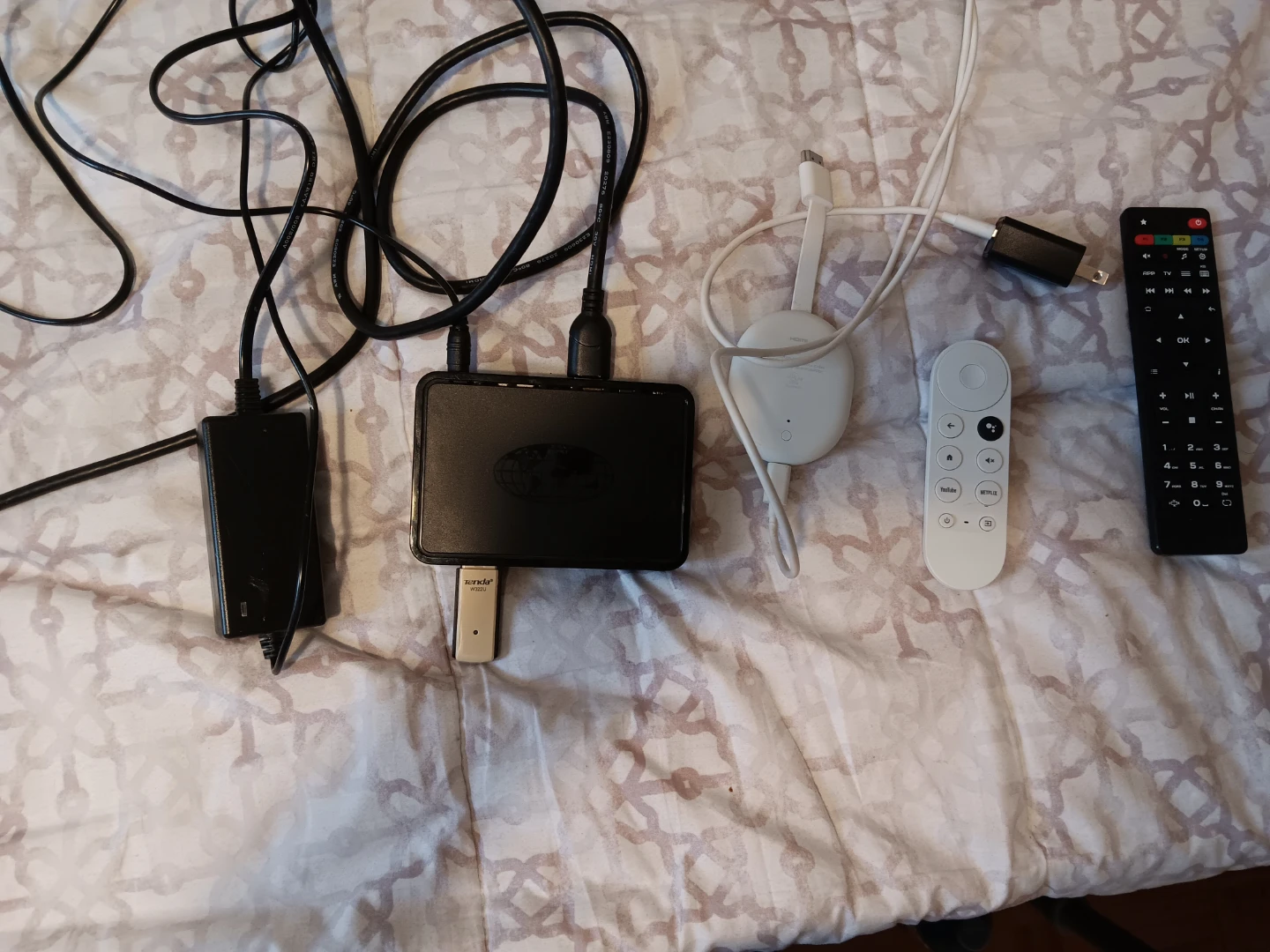 Google Chromecast and Infomir MAG254 IPTV Box
