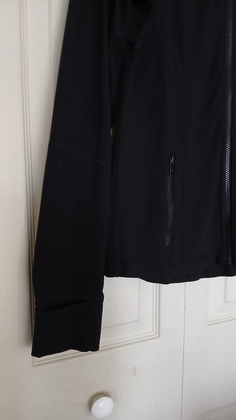 LULULEMON define black zip up size 10 - photo 3