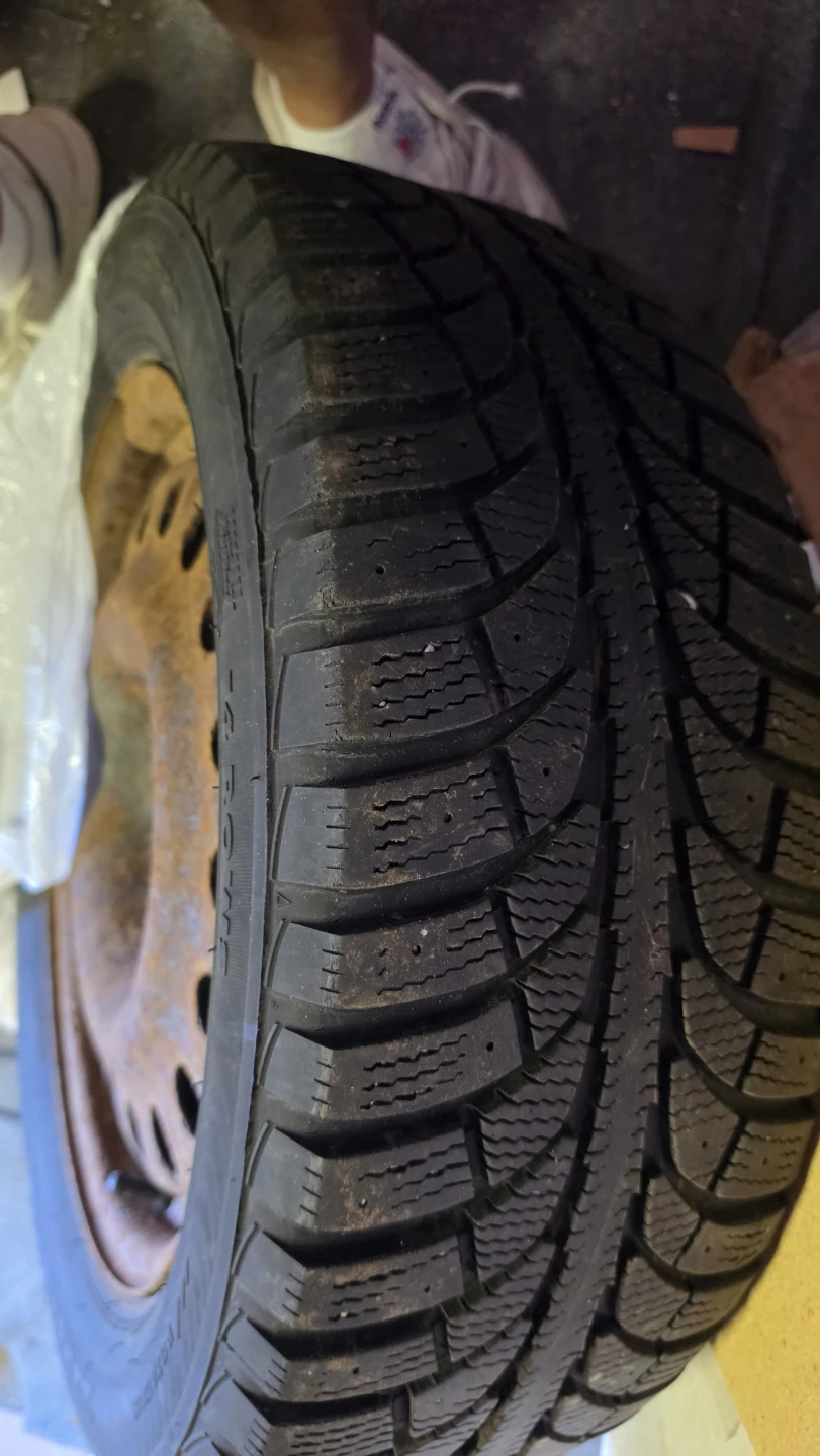 225/55 R17 Winter Tire on Steel Rim - photo 2