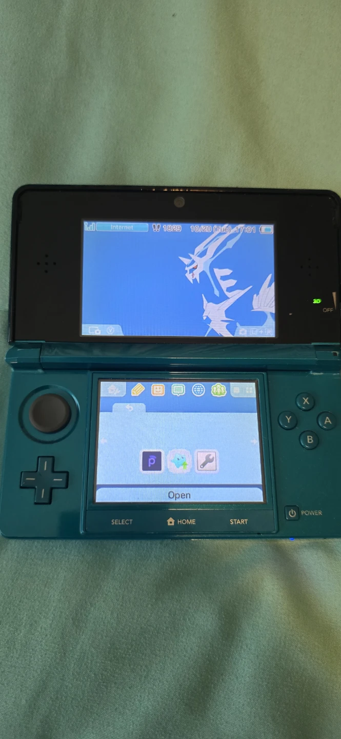 Nintendo 3DS Aqua Blue – Modded, Fully Working + Charger