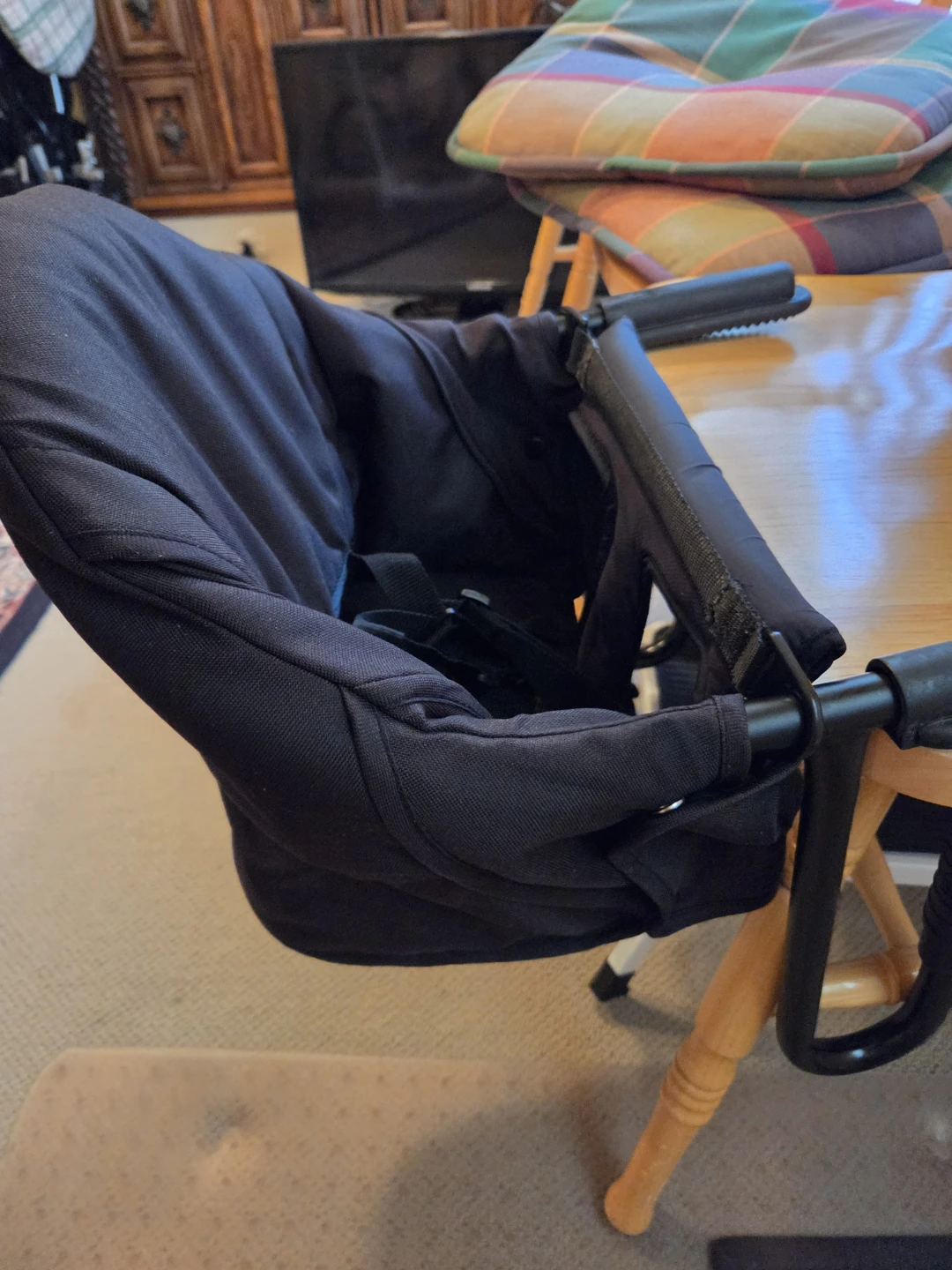guzzie+Guss Hook-on High Chair