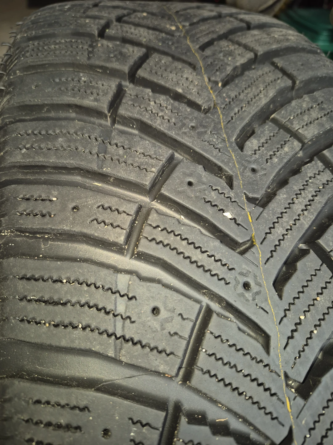 Set of 4 Nexus Winguard Sport 2 Tires on Rims - photo 5