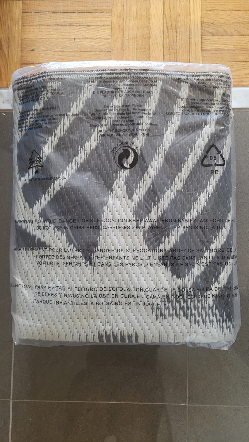 Mat - Grey and White( new and unopene