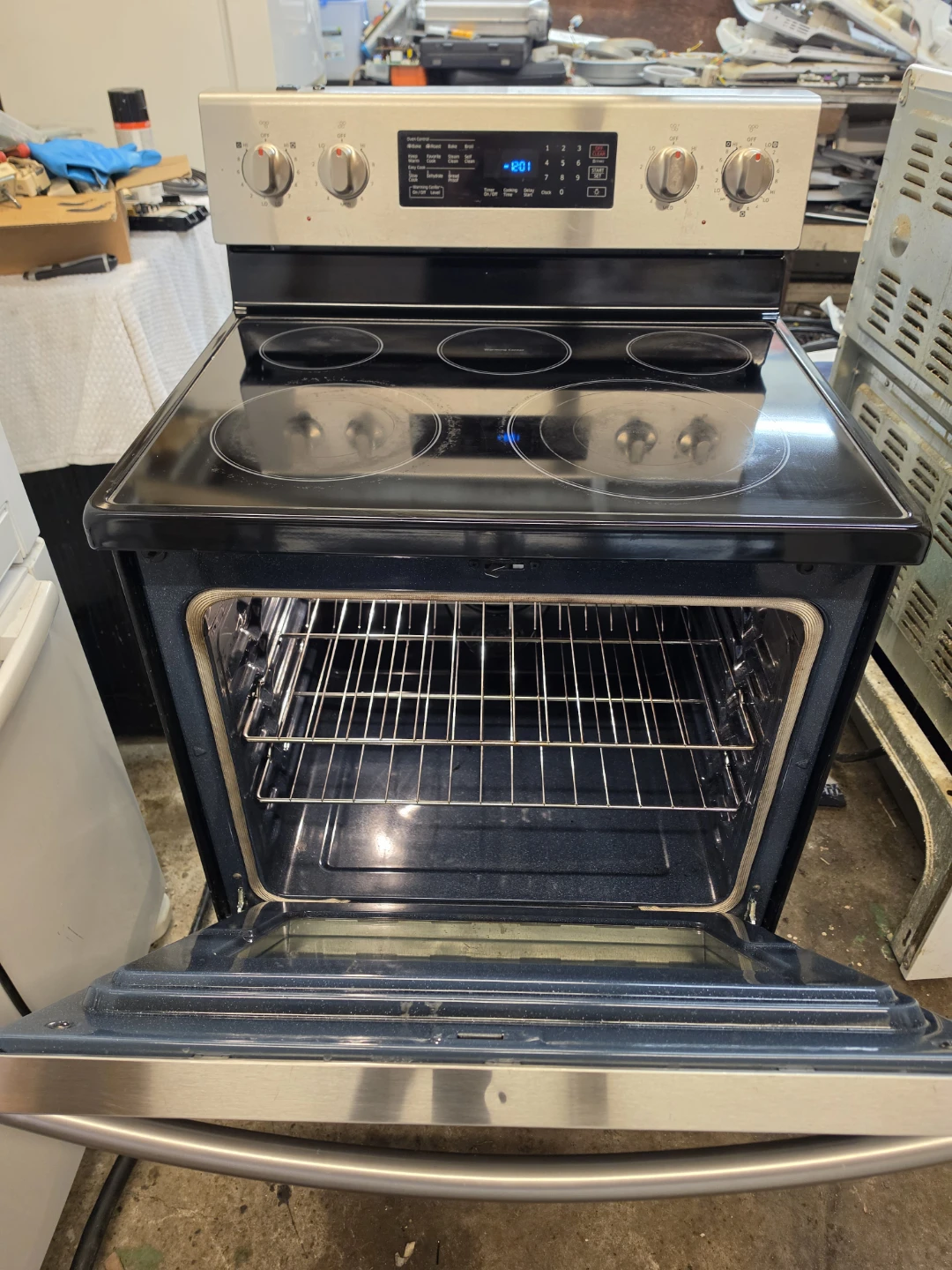 Delivery Available - Samsung 30" Stainless Steel Electric Range - photo 5