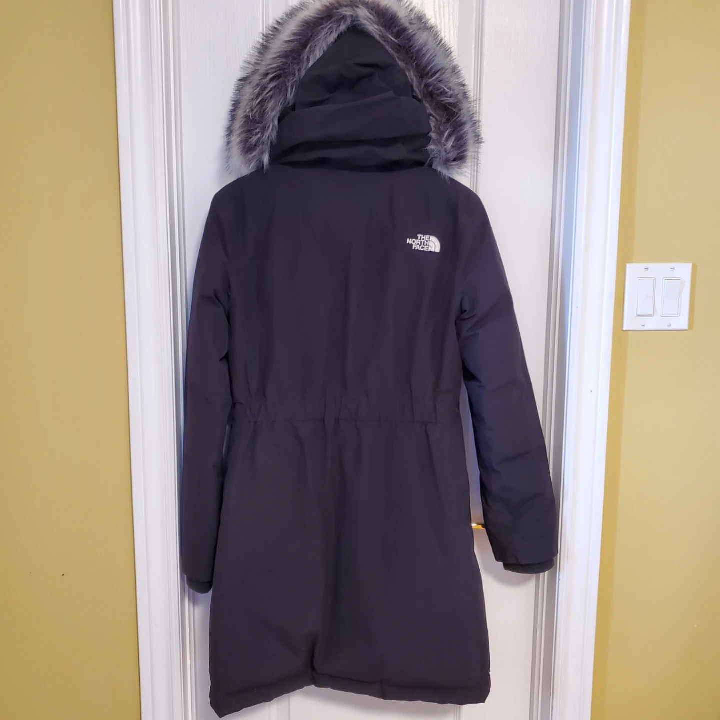 The North Face Women's 550 Down Parka - Black - photo 2