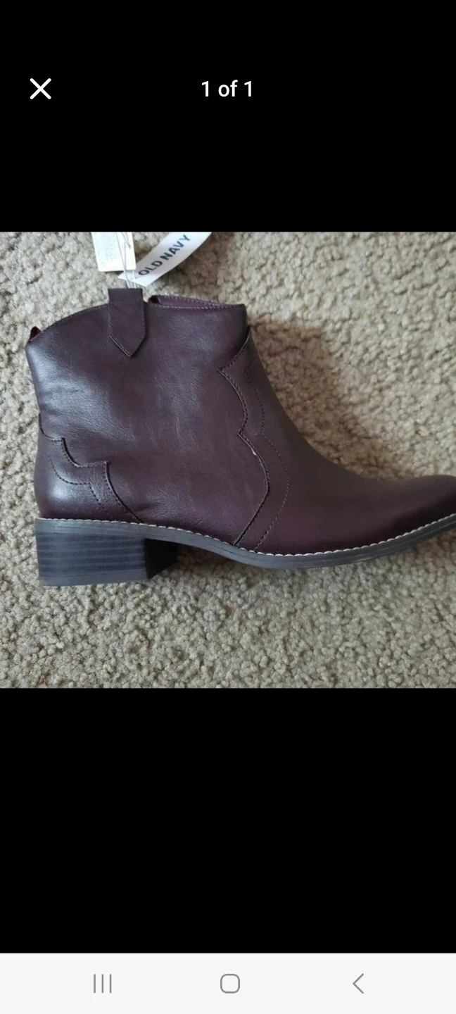 Old Navy Western Style Ankle Boots size 6