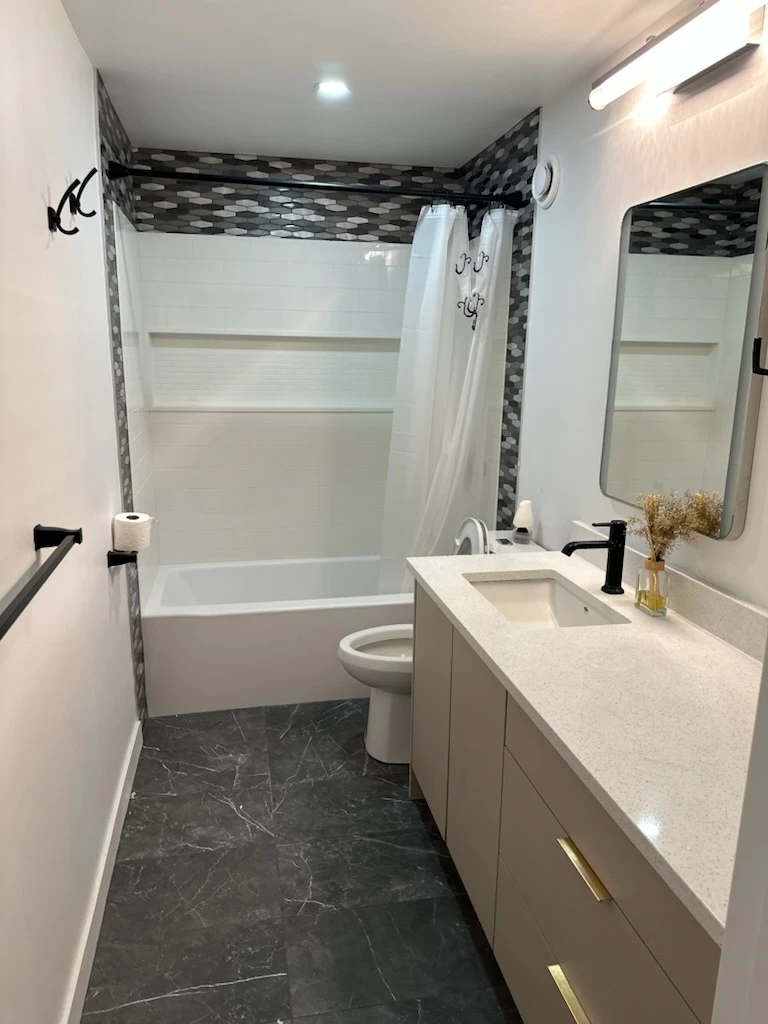 Basement Suite For Rent - photo 2