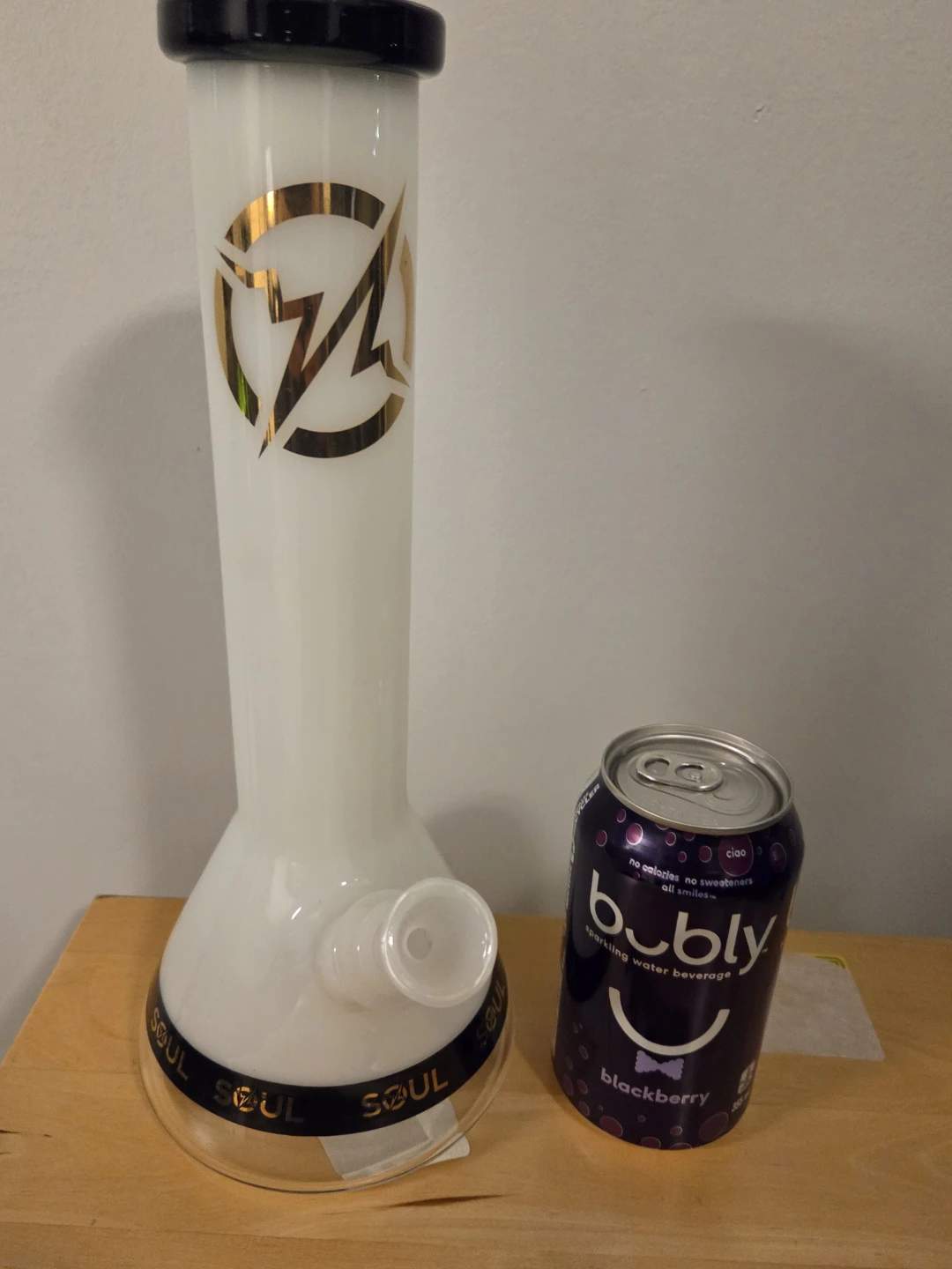 Brand New SOUL Glass Frosted White Beaker