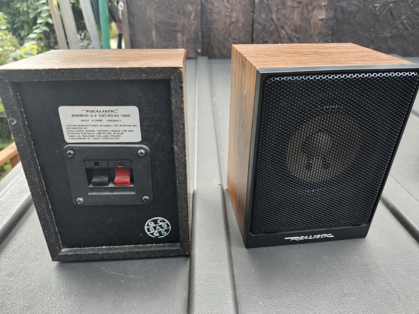 Realistic Minimus-2.5 Speakers - photo 2